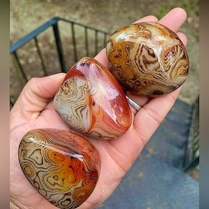 Banded Sardonyx Palm Stone/Sardonyx Palm Stone/Sardonyx/Healing Stones/Crystals